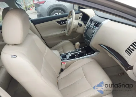 2014 Nissan Altima 2.5/2.5 S/2.5 Sl/2.5 Sv z USA, uszkodzony, nr VIN 1N4AL3AP6EC177835